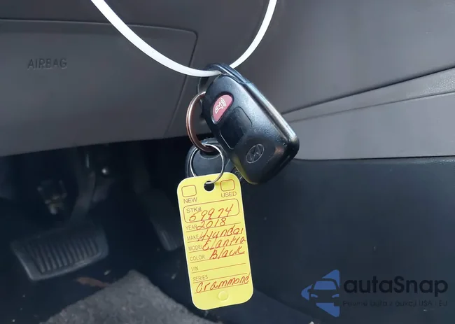 5NPD84LF1JH326122: 44029832