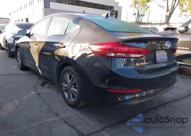 5NPD84LF1JH326122: 44029832