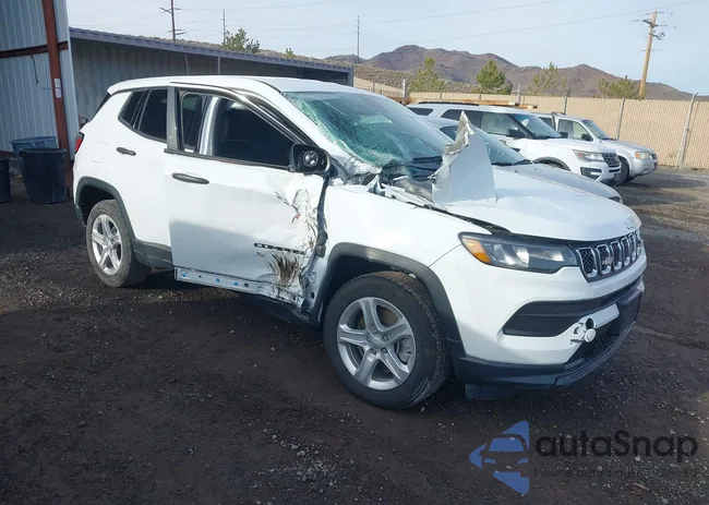 3C4NJDAN8PT526152: 44029878