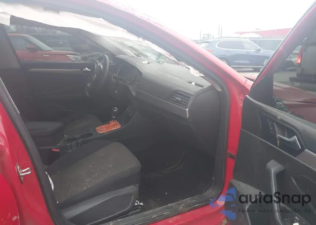 3VWN57BU7KM077817: 44029913