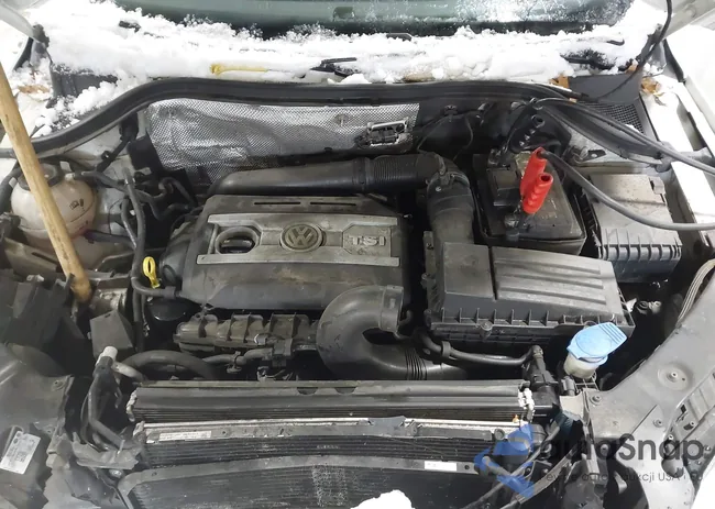 WVGBV7AX9JK004211: 44029974