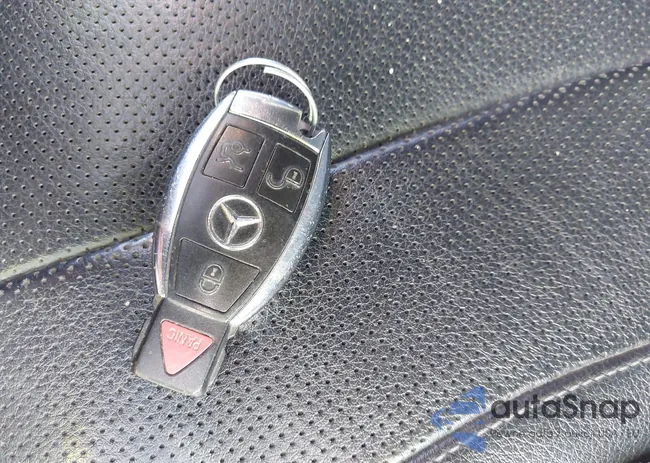 WDDUG8CB7FA074310: 44030098