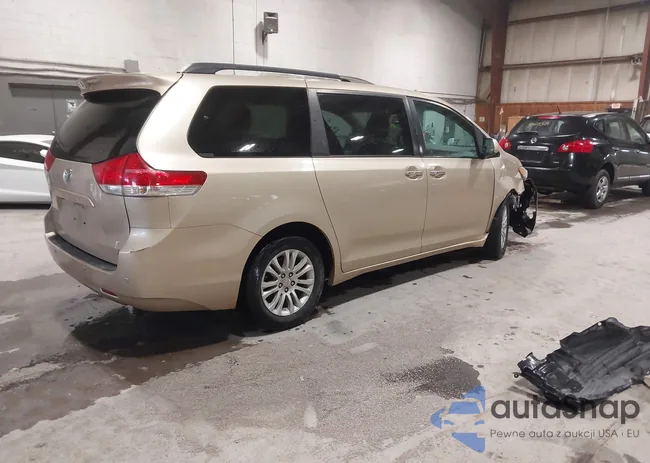 5TDYK3DC5BS038231: 44030187