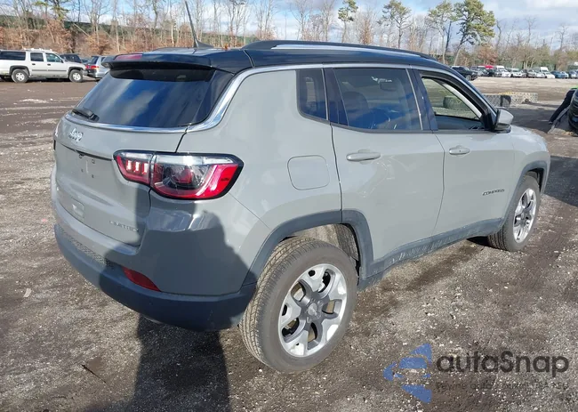 3C4NJDCB8MT561644: 44029252