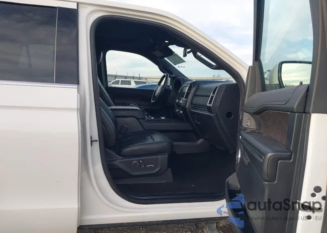 1FMJU2AT1LEA61020: 44029256