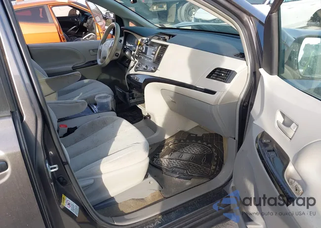 5TDKK3DC2BS170322: 44029444