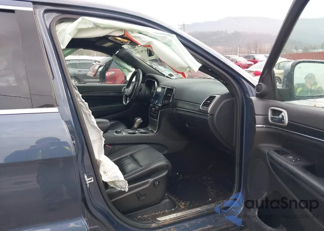 1C4RJFBG8LC444795: 44029615