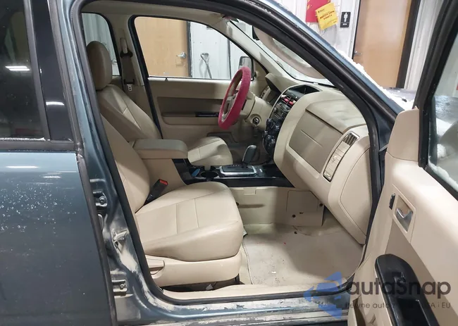 1FMCU9EG5BKA86355: 44030641