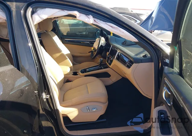 WP1AA2A59PLB00032: 44030655