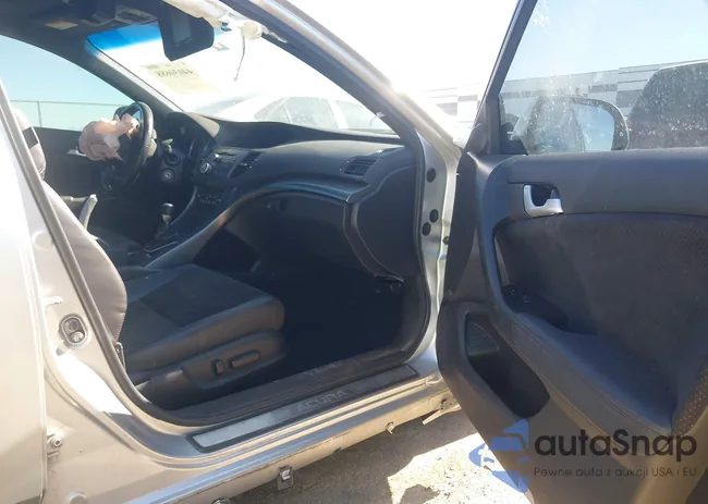 JH4CU2E86CC010190: 44030688