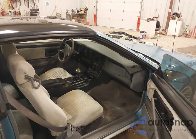 1G2FS21S2KL208967: 44030732