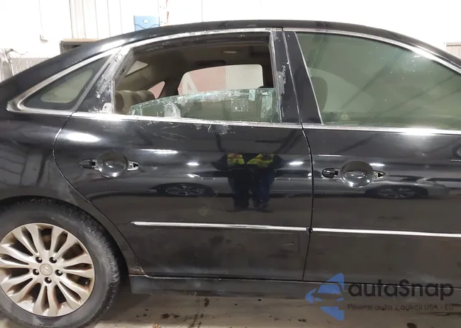 KMHFC4DF1BA527044: 44030835