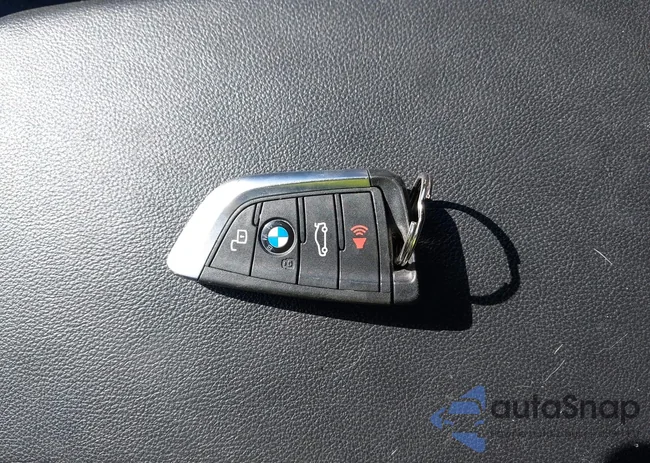 5UX53DP06R9U82491: 44030868