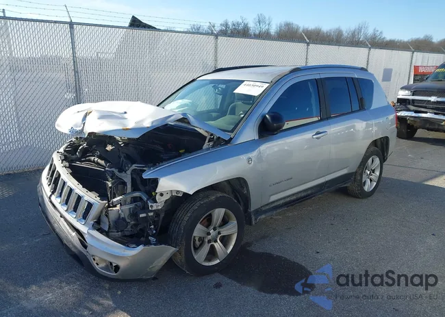 1C4NJDBB7CD686947: 44030949