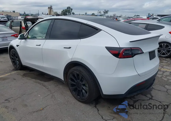 5YJYGDEE3MF282944: 44030996