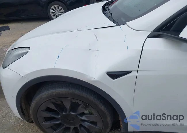 5YJYGDEE3MF282944: 44030996