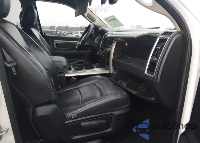 1C6RR6LT5ES234384: 44031048