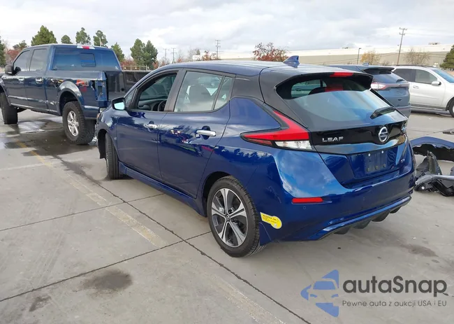 1N4AZ1CV9NC555029: 44031055