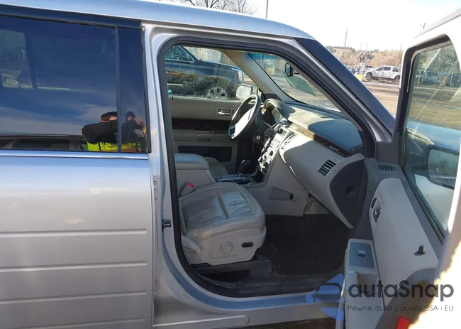 2FMHK6CCXBBD27993: 44031064