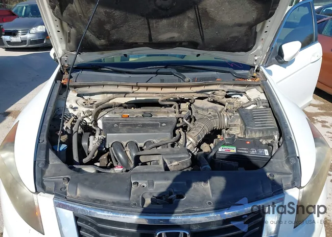 JHMCP268X8C071846: 44031078