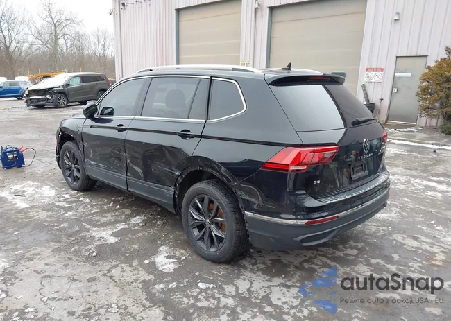 3VV2B7AX5NM148920: 44031178