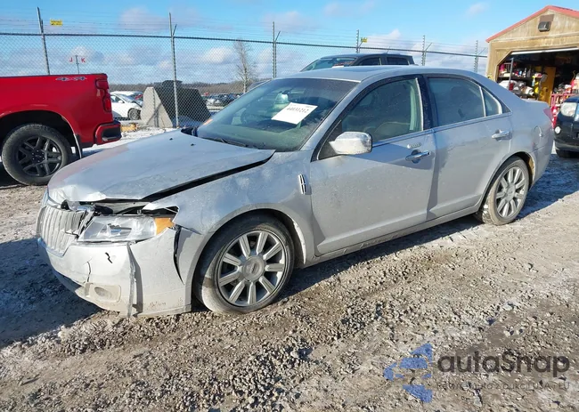 3LNHL2GC3CR837427: 44031212