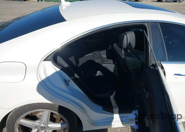 WDDLJ7DB3DA058737: 44030238