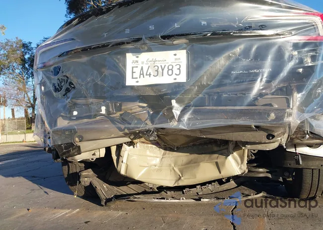 5YJ3E1EB9SF968617: 44030281