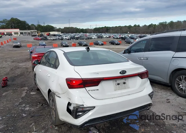 3KPF24AD6LE153488: 44030294