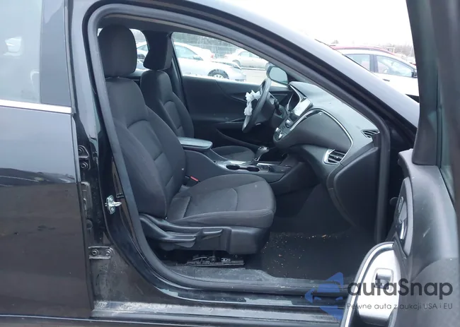 1G1ZD5ST6LF056096: 44030336