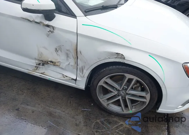 WAUAUGFFXJ1040964: 44030357