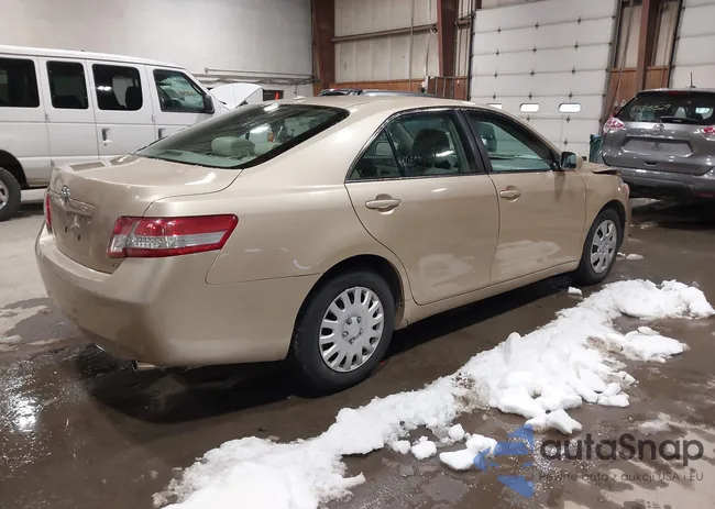 4T1BF3EK3BU230674: 44030382