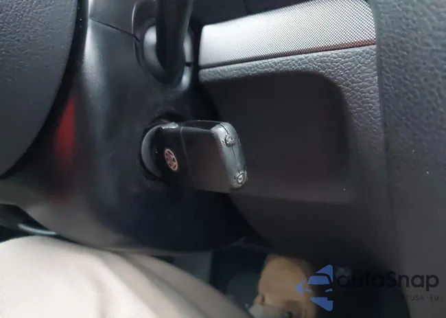 3VWRZ71K98M155433: 44030570