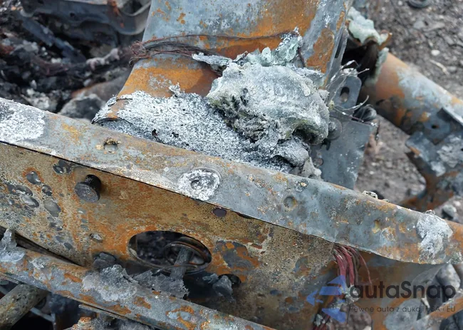 1FTBF2B65KEF10791: 44031708