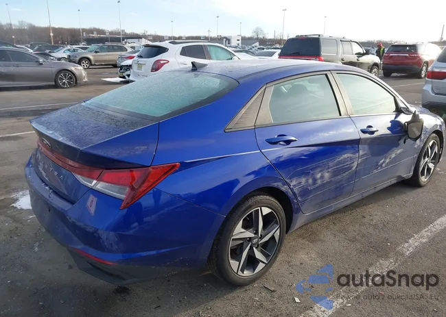 KMHLS4AG4PU617894: 44031735