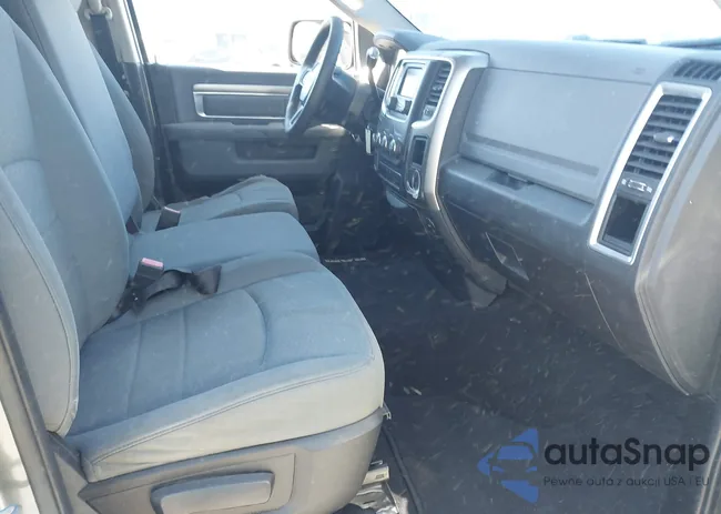 1C6RR7GP2DS659580: 44031847