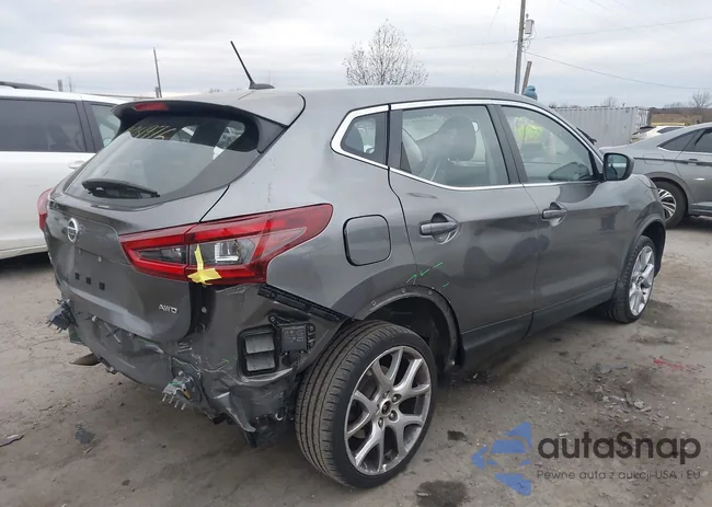 JN1BJ1CW3LW373341: 44031976