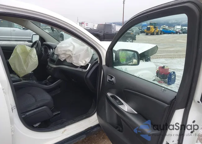 3C4PDDBG6GT129121: 44031988