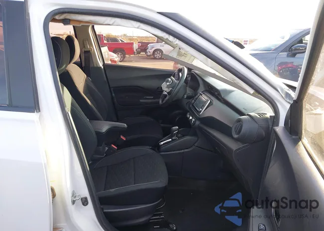 3N1CP5BV7ML529021: 44032042