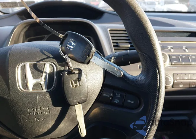 1HGFA16598L042128: 44032087