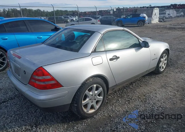 WDBKK47F2XF103205: 44032149