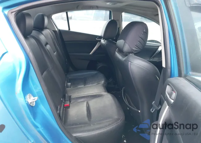 JM1BL1S68A1157407: 44032190