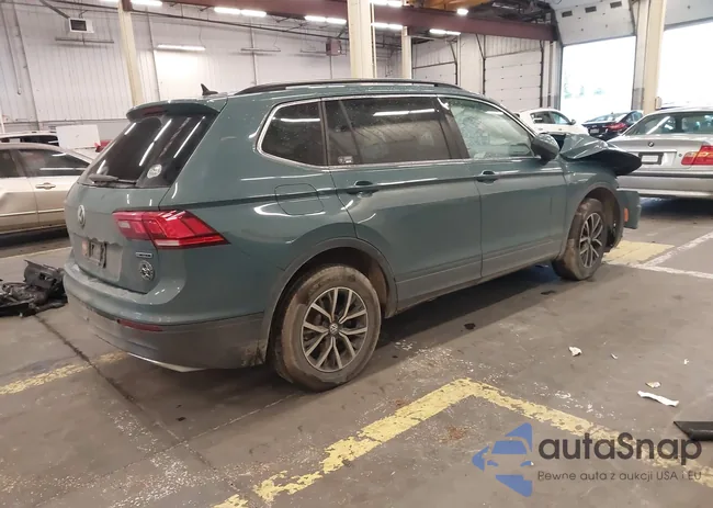 3VV2B7AXXKM123023: 44032220