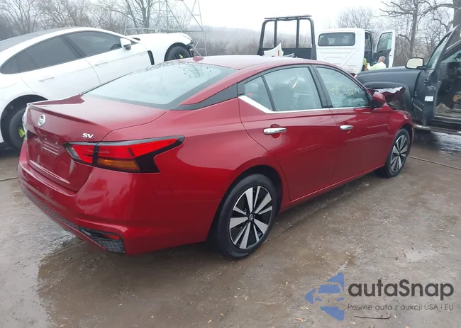 1N4BL4DV8MN403414: 44031279