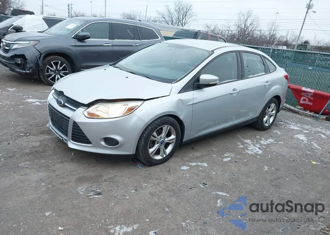 1FADP3F26DL118832: 44031386