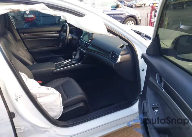 1HGCV1F39NA067740: 44031403