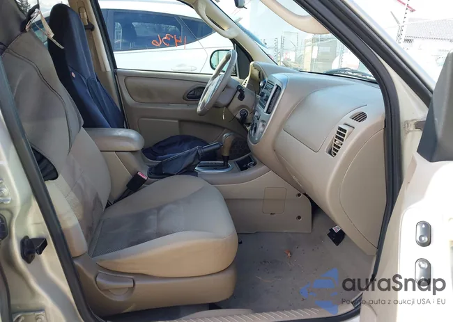 1FMYU93115KB75462: 44031436