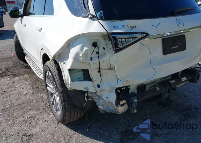 4JGFB4JB2LA218608: 44031477