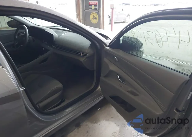 KMHLS4DG6SU931681: 44031583