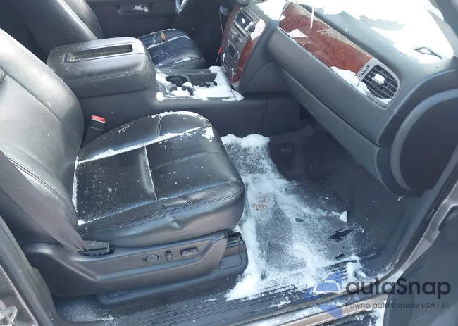 1GNSKBE07DR284873: 44031588